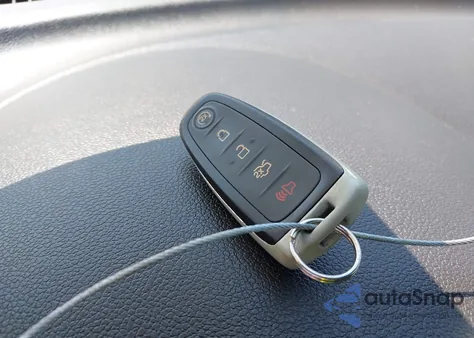 2013 Ford Explorer Limited z USA, uszkodzony, nr VIN 1FM5K7F84DGA10142